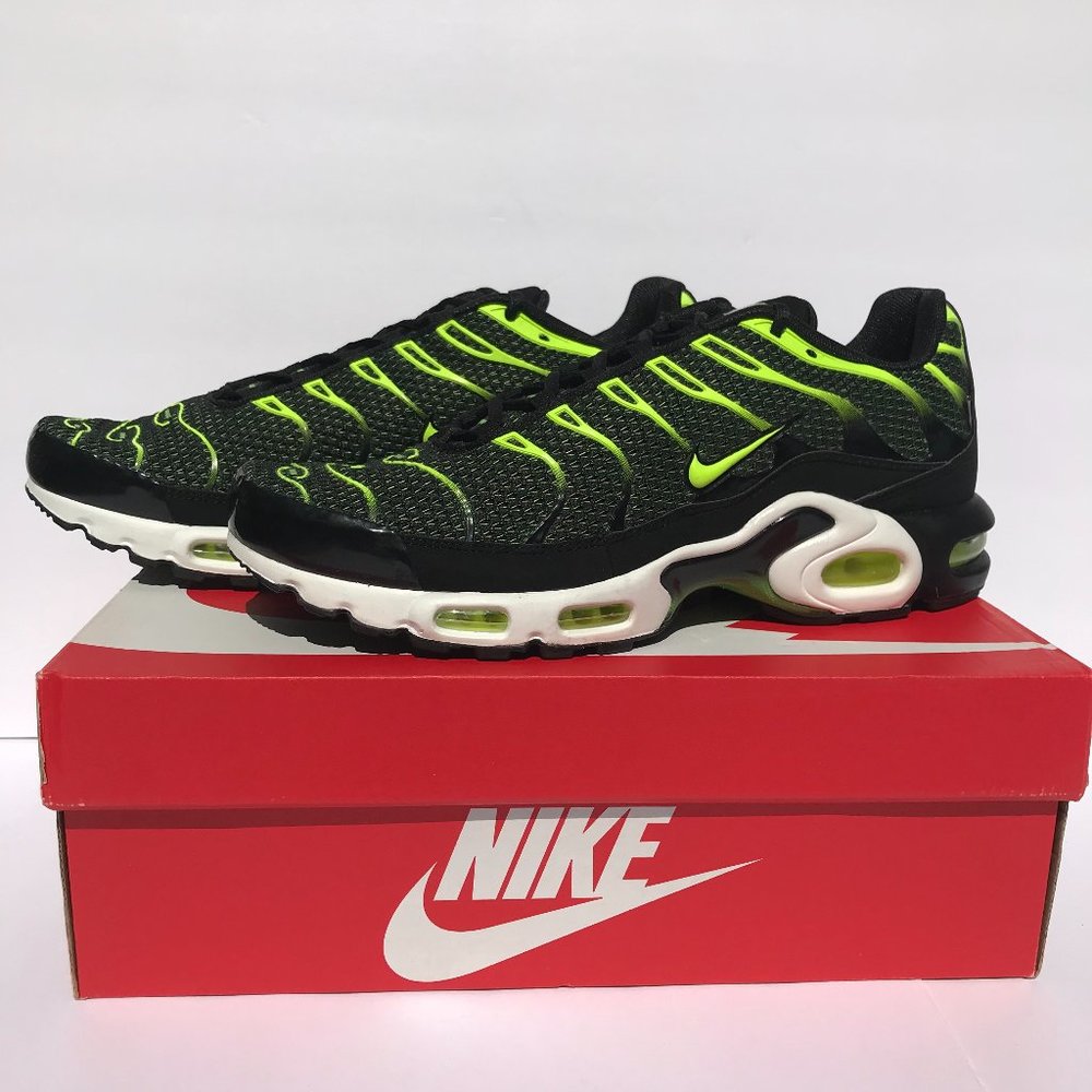 AIR MAX PLUS - Picture 4 of 8